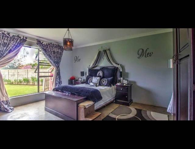 4 BEDROOM HOUSE FOR SALE IN BREDELL